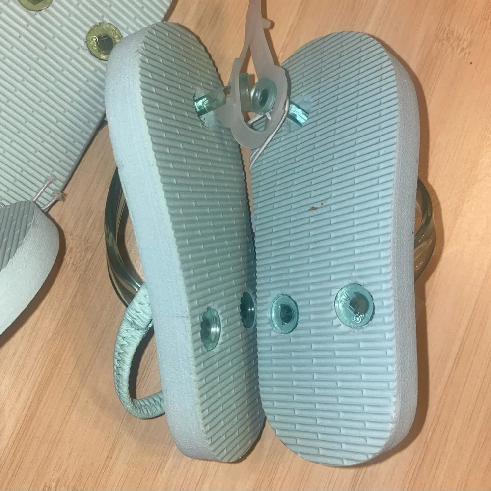 3 pairs of Cat & Jack Girls' Size Medium 7/8 Adrian Flip Flop Sandals Ombré